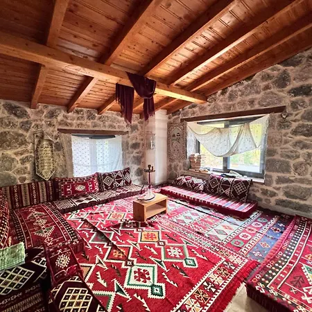 Isik Chalet *